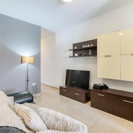 Apartament Spacious 2br, Just Off Uni & Hospital & Wifi By 360 Estates *