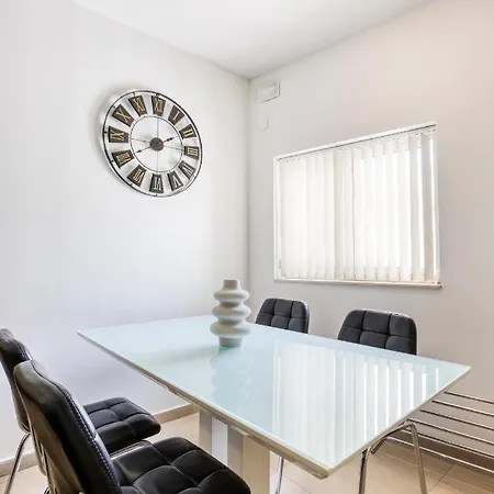 Spacious 2br, Just Off Uni & Hospital & Wifi By 360 Estates Мсида