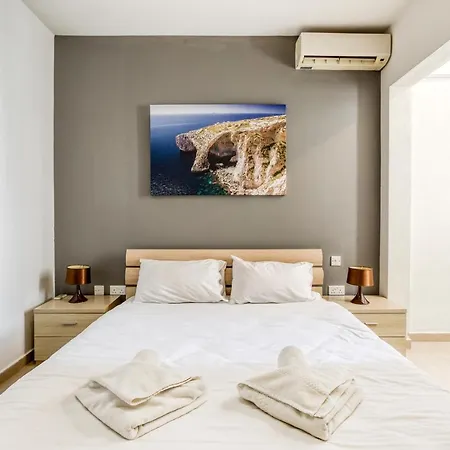 Spacious 2br, Just Off Uni & Hospital & Wifi By 360 Estates Msida