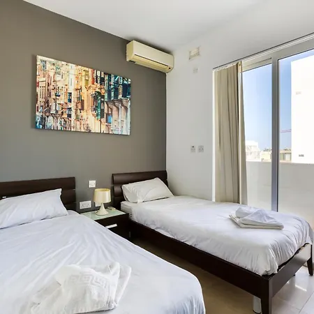 Spacious 2br, Just Off Uni & Hospital & Wifi By 360 Estates Апартаменты Мсида