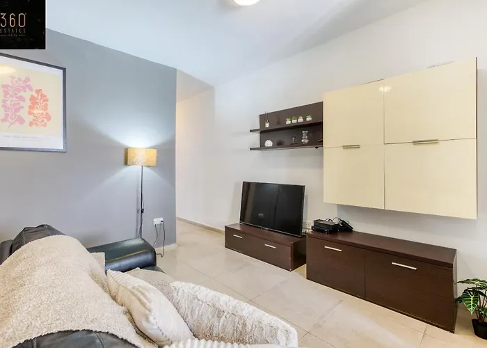 Apartament Spacious 2br, Just Off Uni & Hospital & Wifi By 360 Estates *
