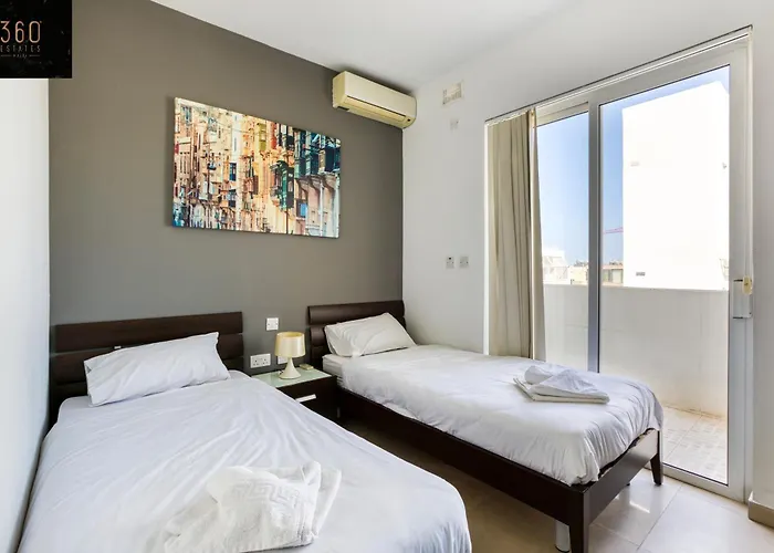 Spacious 2br, Just Off Uni & Hospital & Wifi By 360 Estates Apartament Msida