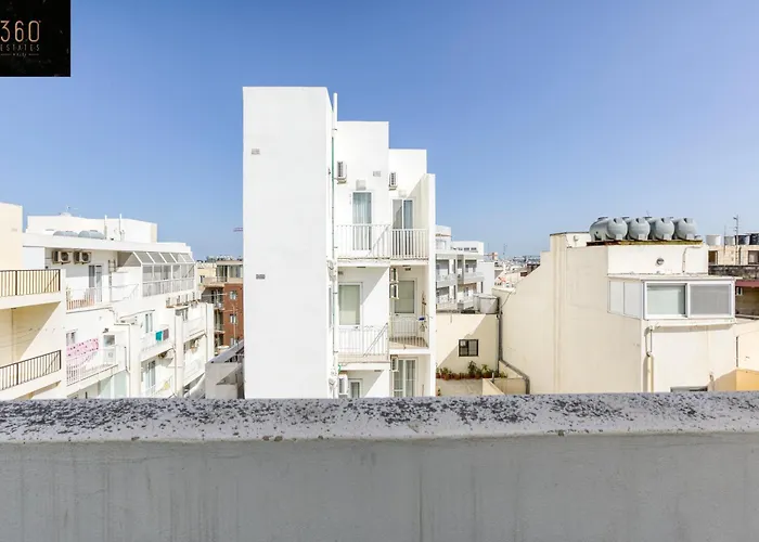 Spacious 2br, Just Off Uni & Hospital & Wifi By 360 Estates Apartament